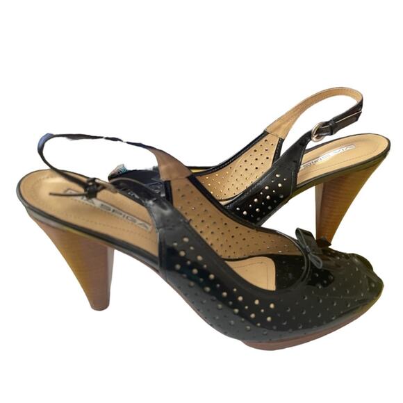 Via Spiga Sling Back Heels 9.5 Classic Perforated Leather Bow Peep Toe Black - Picture 1 of 9